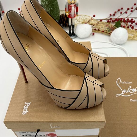 SOLD!!!!!!!        Women’s Christian Louboutin Undessin Alta 120 heels size 40.5 - Picture 11 of 11